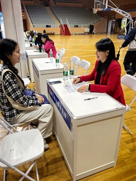 向阳生涯陆金美老师走进上海海事大学开展精准就业指导与职业规划服务